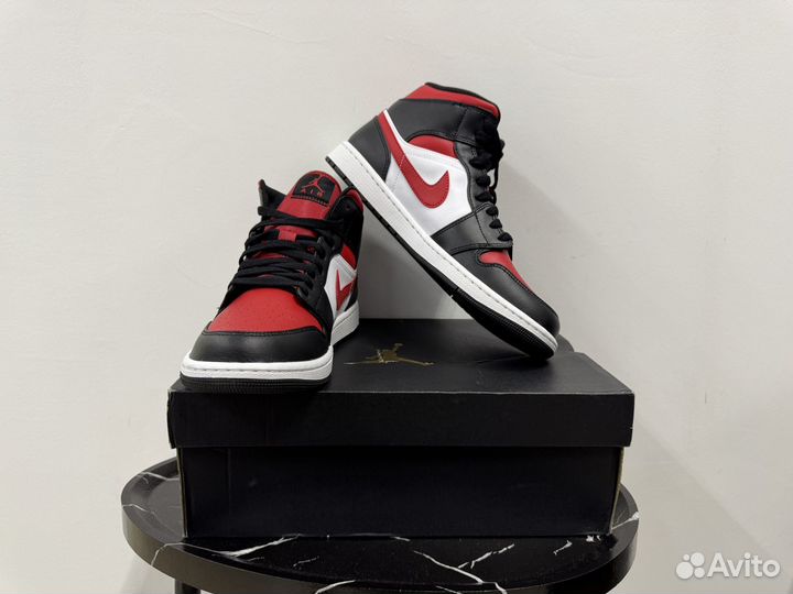 Мужские Jordan 1 Mid высокие