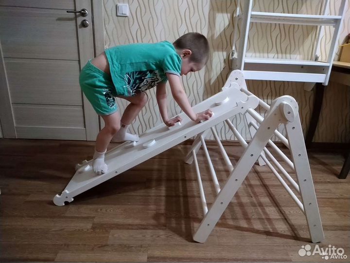 Треугольник Пиклера 2-х секц.с горкой- скалодромом