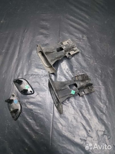 Заглушка форсунки омывателя вольво хс40