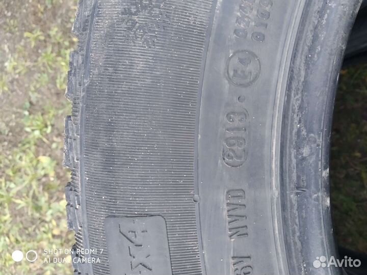 Michelin X-Ice North 3 215/65 R16