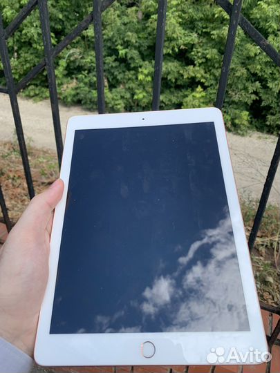 iPad 6 2018 32gb Gold