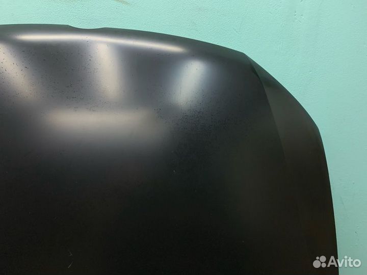 Капот Volkswagen Polo 10-Г