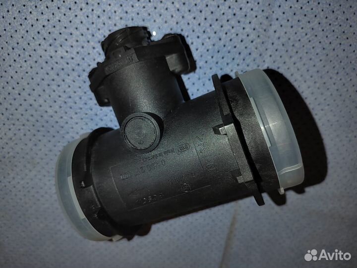 Расходомер воздуха Mercedes W124 W202