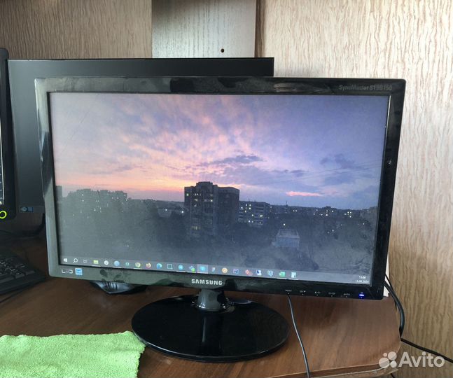 Монитор samsung 18,5