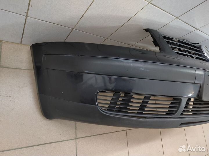 Передний бампер в сборе VW Passat B5 дорест