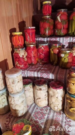 Грибы,домашние заготовки,грузди,рыжики,белые,опята