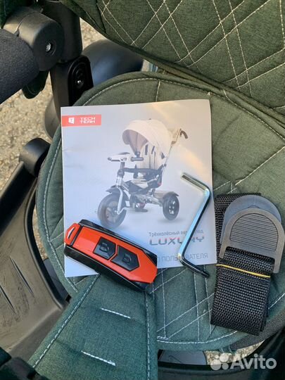 Детский трехколесный велосипед новый