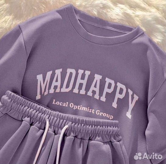 Женский тповый костюм с шортами