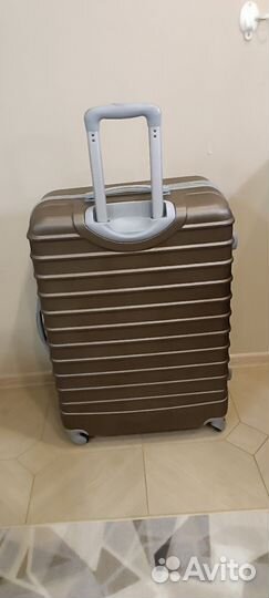 Чемоданы бу