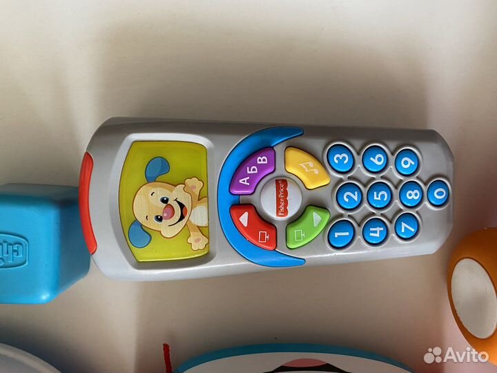 Развивающие игрушки fisher price, chicco, skip hop
