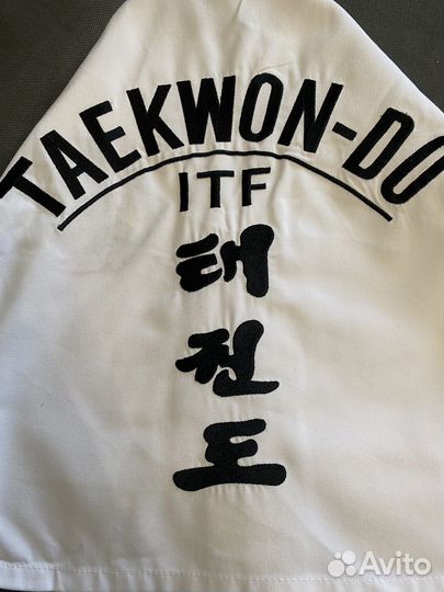 Кимоно для тхэквондо (добок)