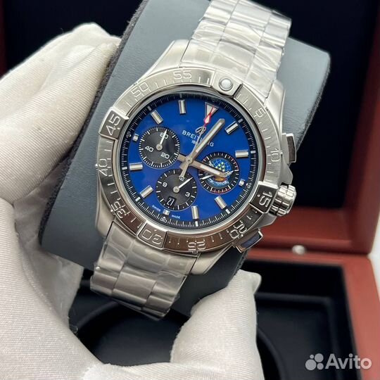 Часы breitling