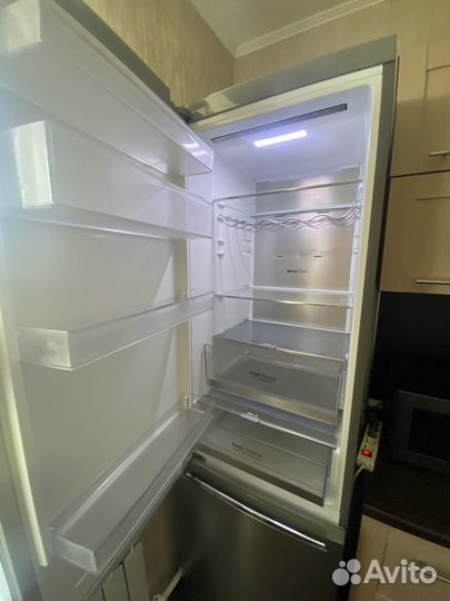 Холодильник lg