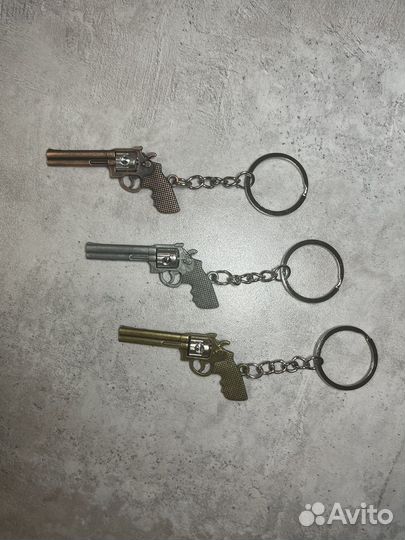 Брелок армейский