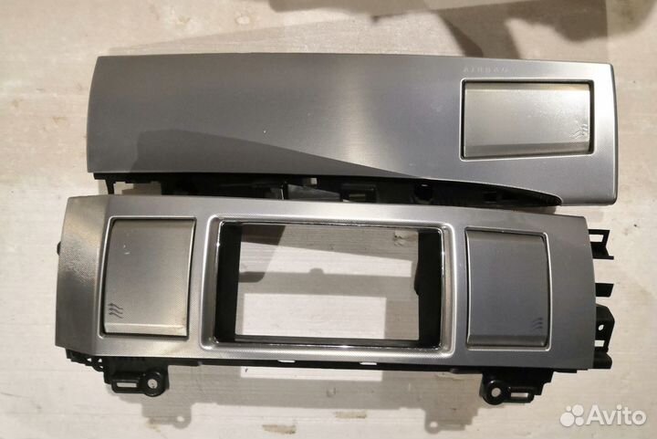 Воздуховод салона Jaguar XF