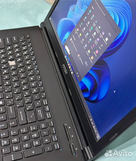 Игровой ноутбук MSI GL72-6qd + Комплект