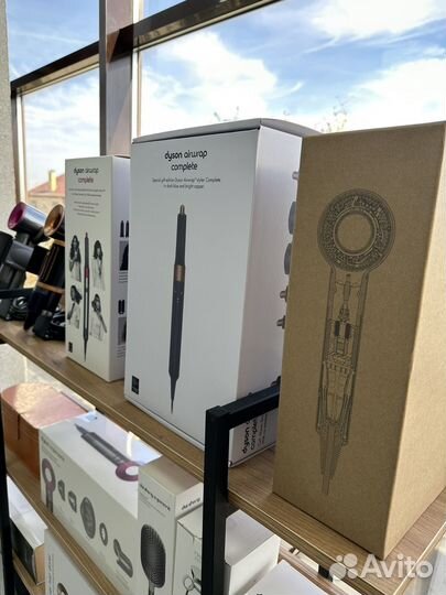 Фен Dyson supersonic