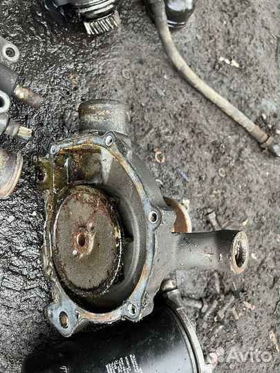 Mitsubishi fuso 6m61 помпа б.у