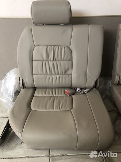 Третий ряд сидений toyota land cruiser 100