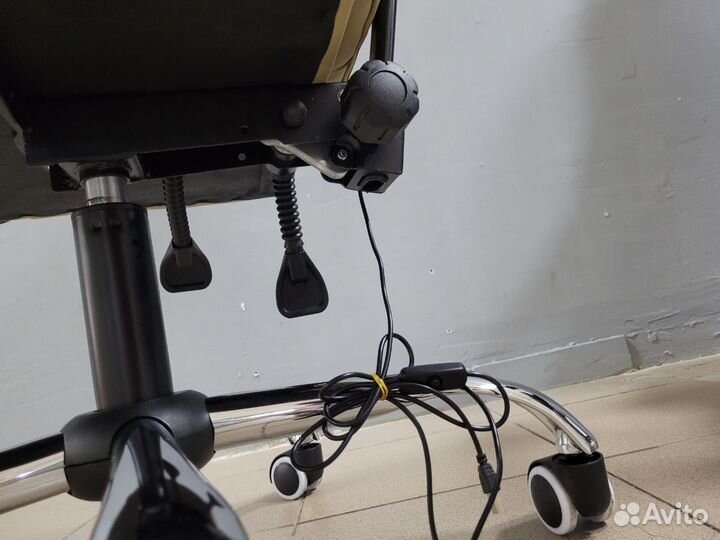 Кресло офисное, компьютерное новое Б6