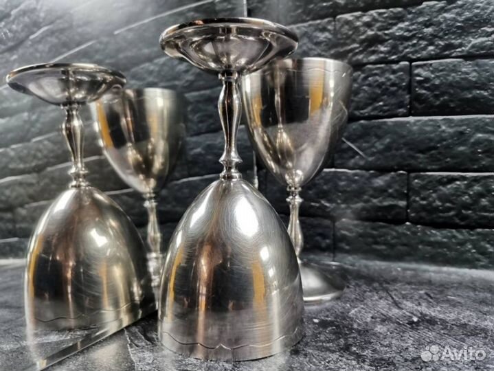 Серебряные бокалы 925 пробы массой 244,48 грамма