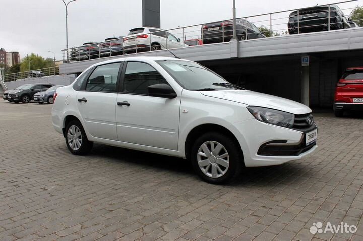 LADA Granta 1.6 МТ, 2021, 68 826 км