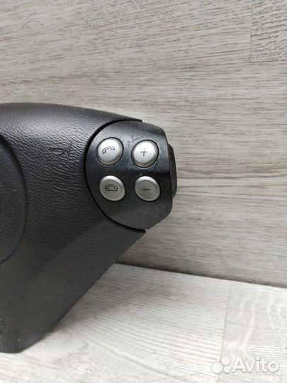 Подушка безопасности в руль Mercedes C-Class W203