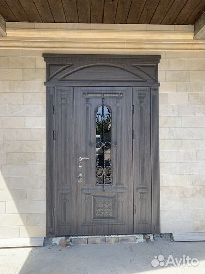 Входные уличные двери больших размеров