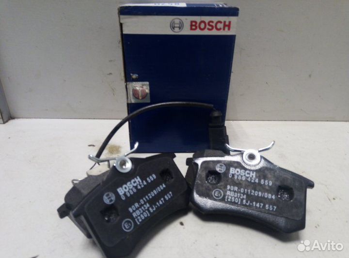 Колодки дисковые задние Volkswagen Sharan 1995-199