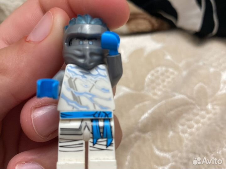 Lego минифигурки зейн