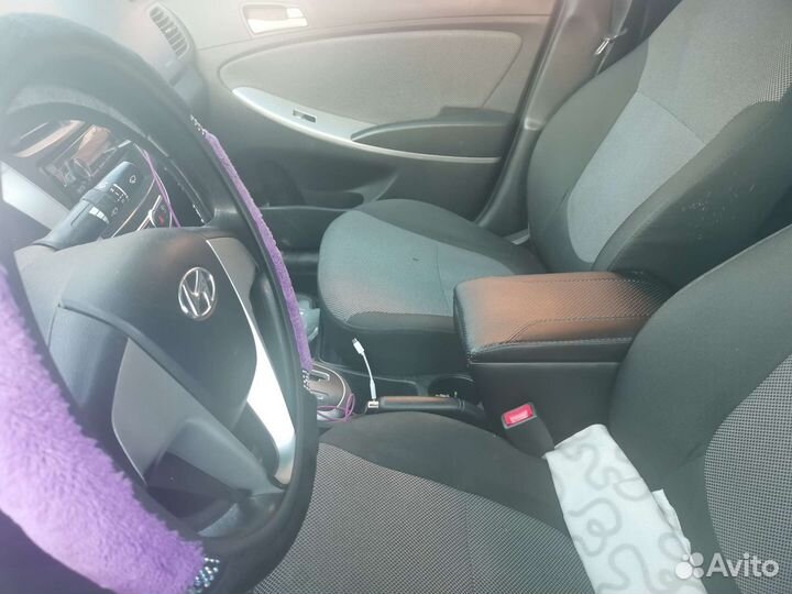 Hyundai Solaris 1.4 AT, 2012, 160 000 км