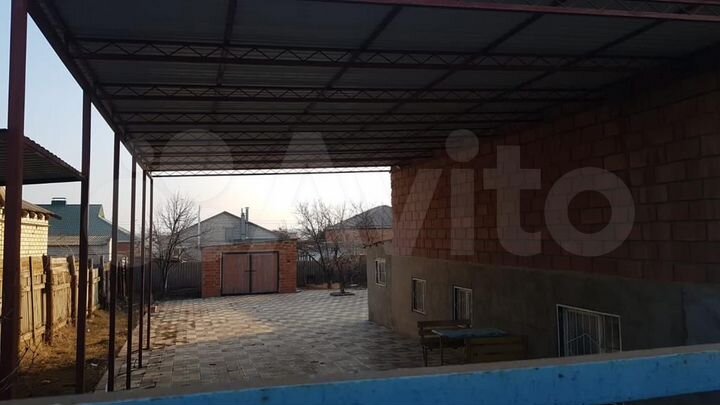 Дом 177,4 м² на участке 6 сот.