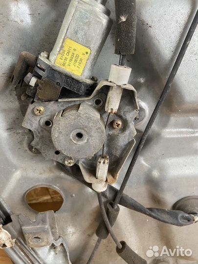 Стеклоподъемник передний правый nissan murano z50