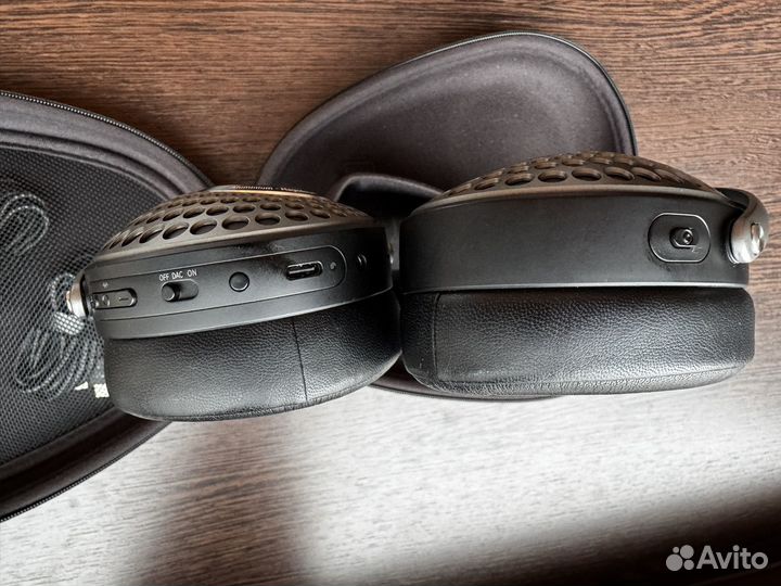 Беспроводные наушники Focal Bathys