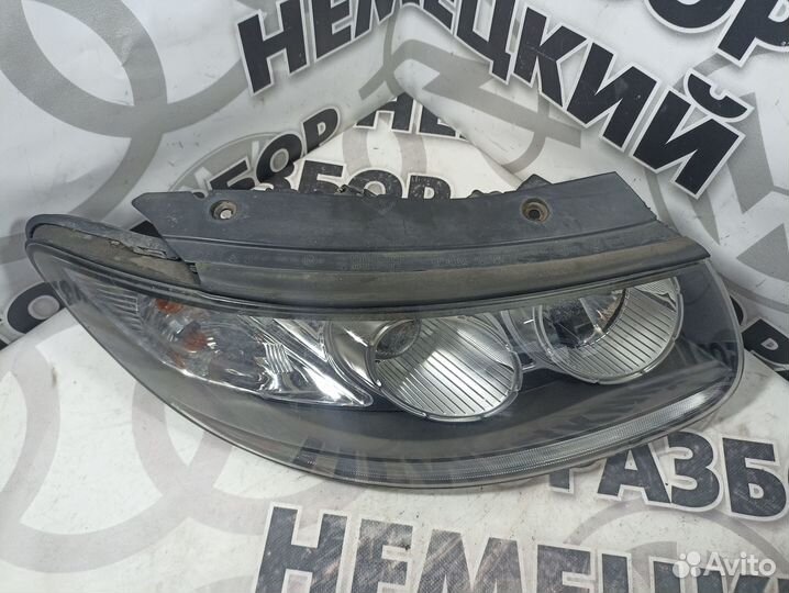 Фара правая Hyundai Santa Fe 2