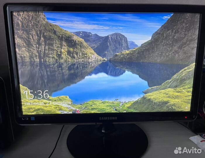 Монитор Samsung S22A350H