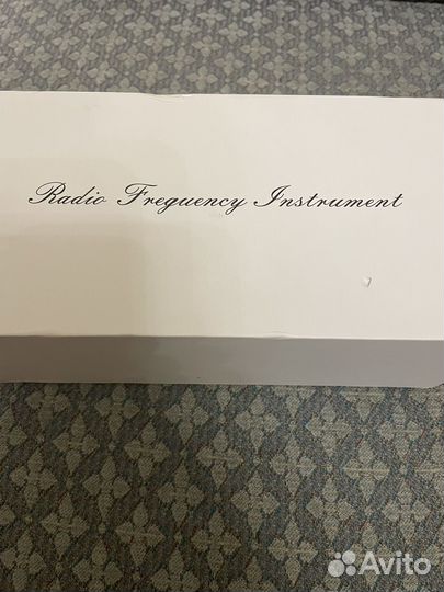 Микротоковый массажер для лица и шеи