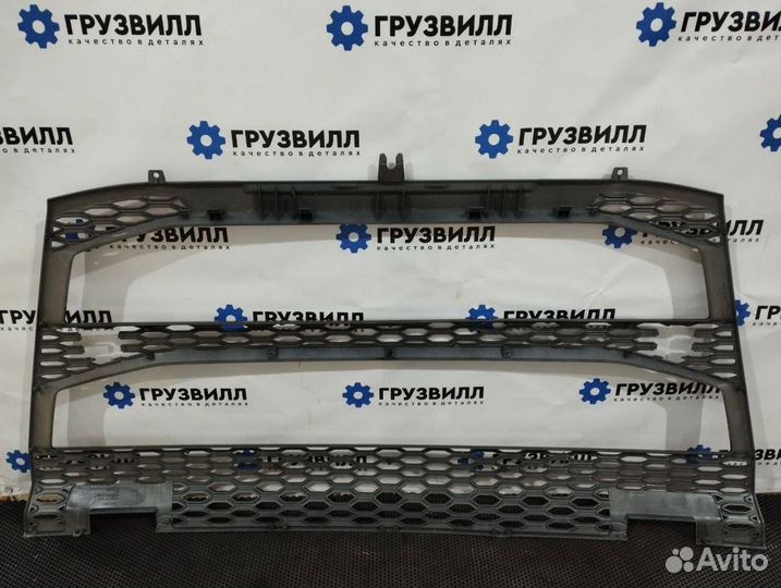 Решетка в бампер Volvo FH5 84235709