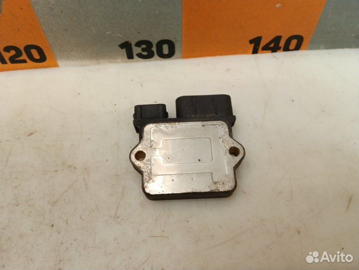 Коммутатор Mitsubishi Montero Sport/Pajero Sport