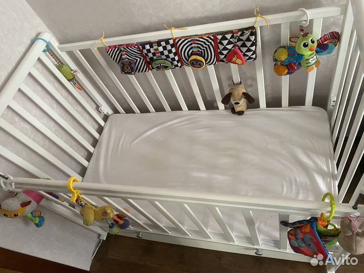 Кровать детская без матраса