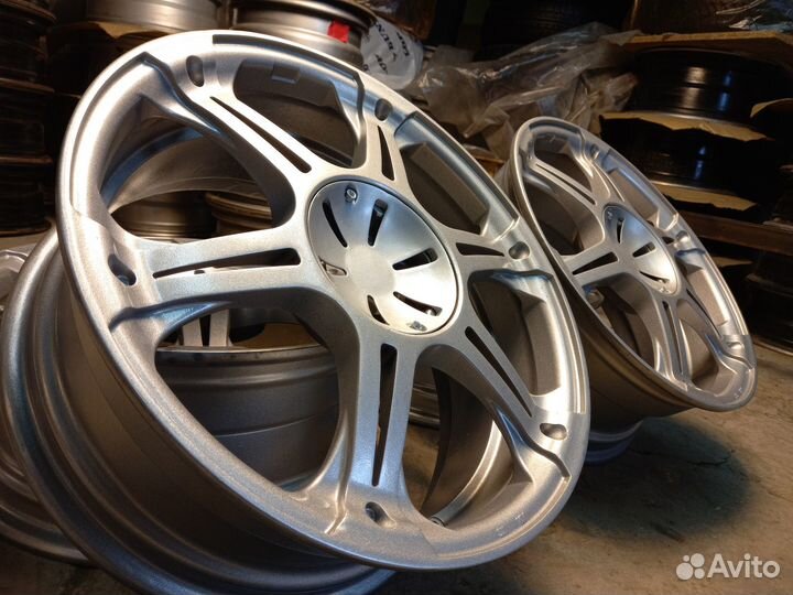 R17 Kosei 5 х 100 и 5 х 114.3