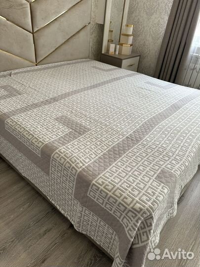 Покрывало на кровать 230:250