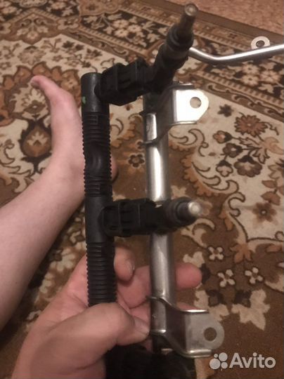 Топливная рейка с форсунками ауди а6 с6