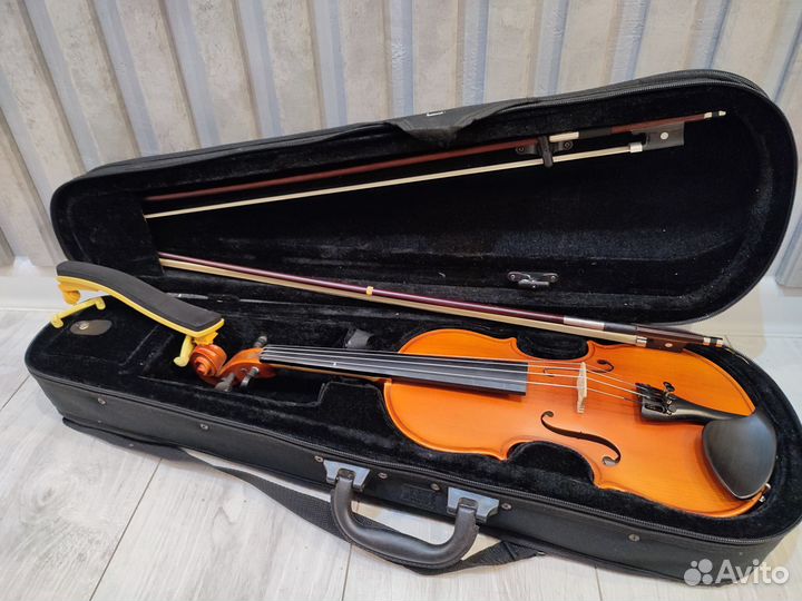 Продам скрипку 1/2
