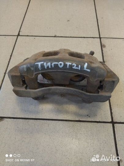 Суппорт тормозной передний левый Chery Tiggo 5 T21
