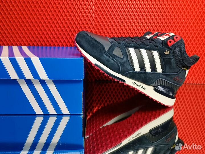 Кроссовки adidas ZX750