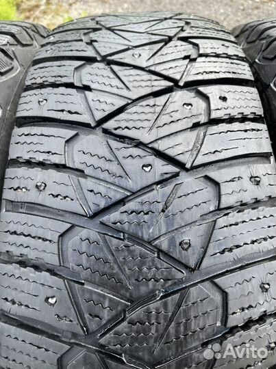 Dunlop Ice Touch 215/65 R16