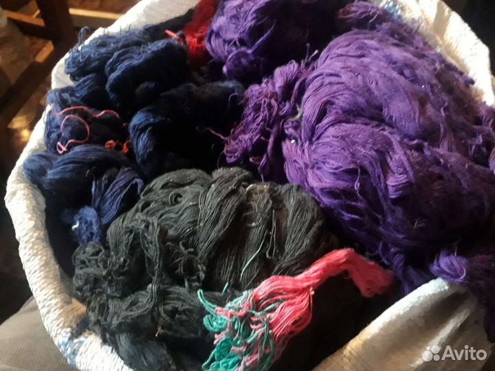 Мешок ниток для рукоделия