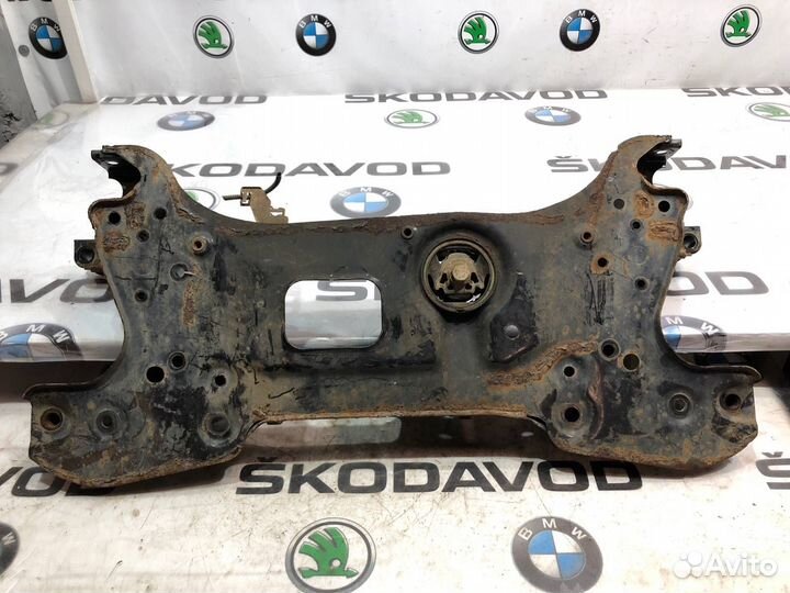 Подрамник передний Skoda Yeti 5L 1.2 cbzb 2011