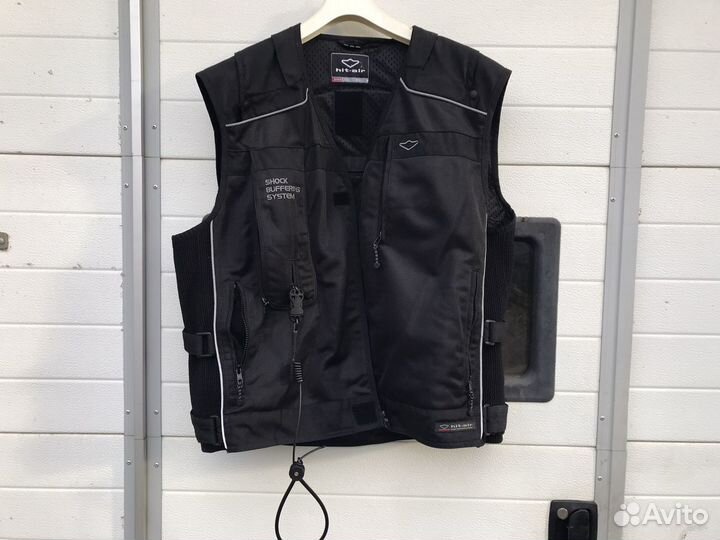 Жилет hit-air для мотоцикла с встроенной подушкой